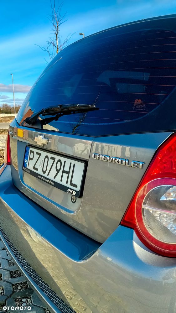 Chevrolet Aveo 1.2 16V Base / Classic - 8