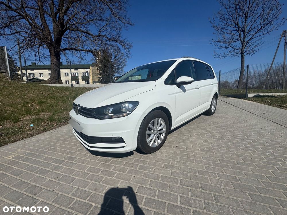 Volkswagen Touran - 5