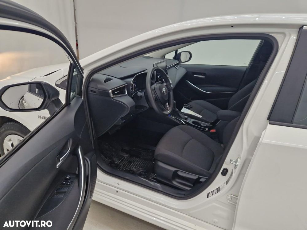 Toyota Corolla 1.8 HSD Business - 7