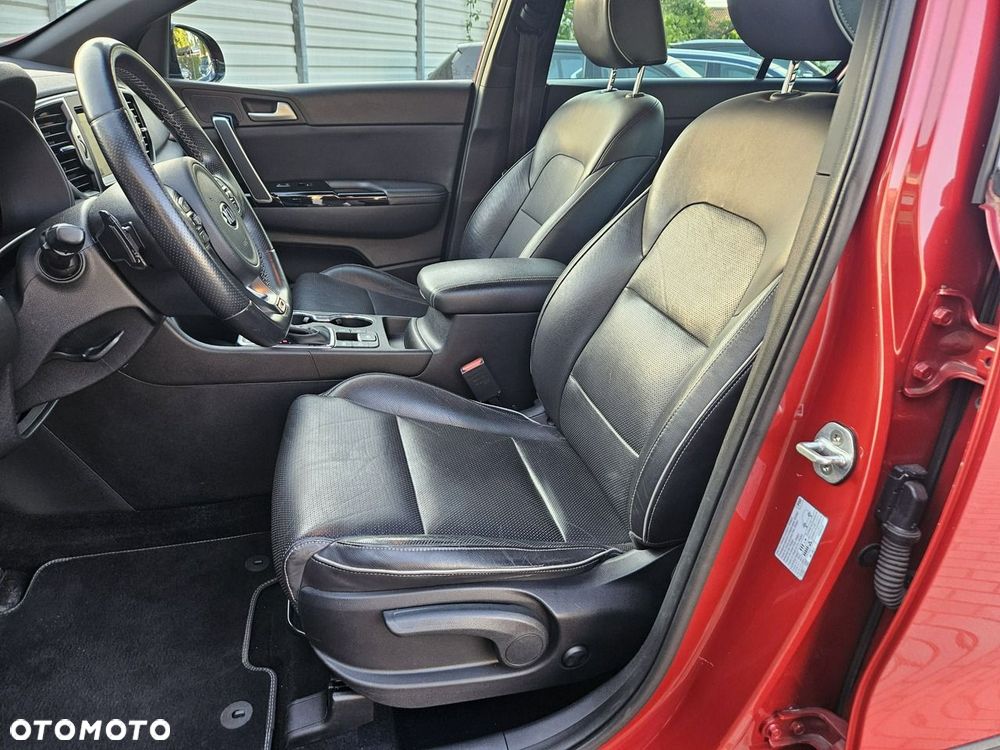 Kia Sportage 1.6 T-GDI AWD DCT GT LINE - 23
