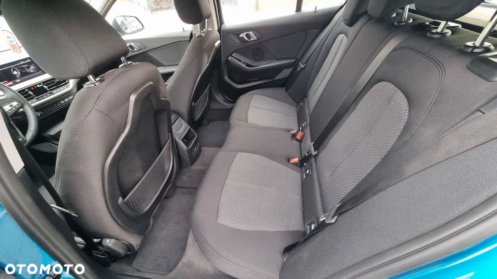 BMW Seria 1 118i Advantage - 21
