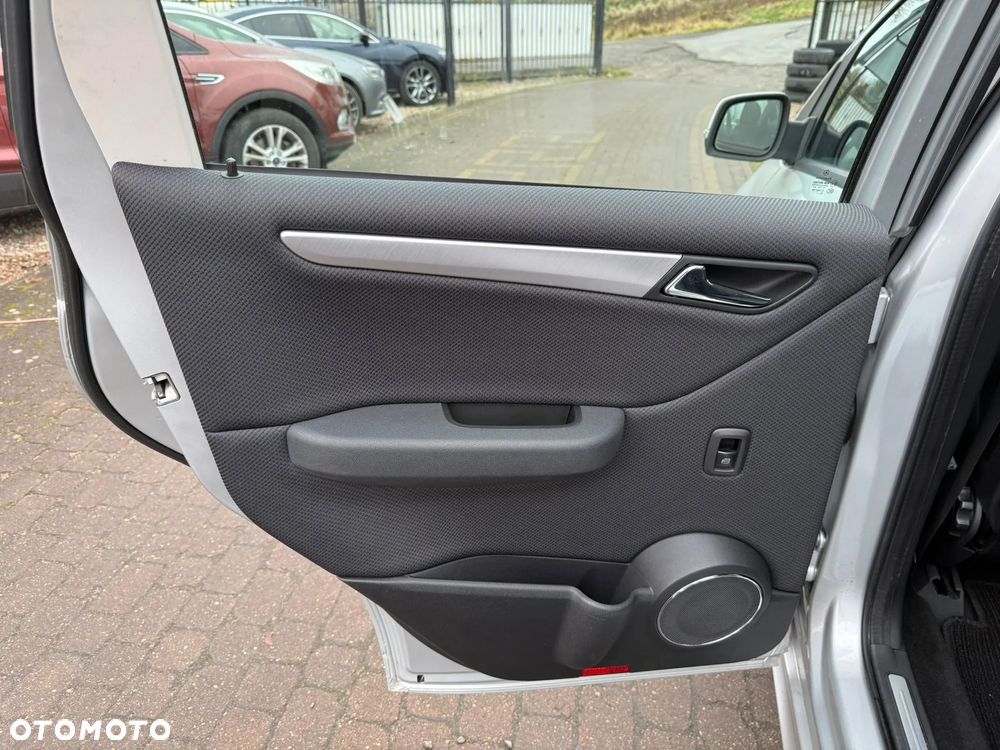 Mercedes-Benz Klasa A 170 Autotronic Avantgarde - 35