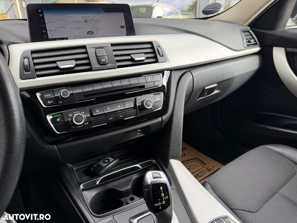 BMW Seria 3 318d Touring Aut. Luxury Line - 20