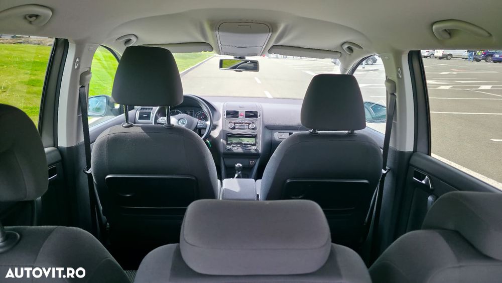 Volkswagen Touran 1.6 TDI DPF Highline - 5