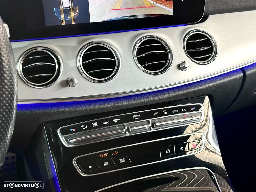 Mercedes-Benz E 300 de 4Matic 9G-TRONIC AMG Line - 35