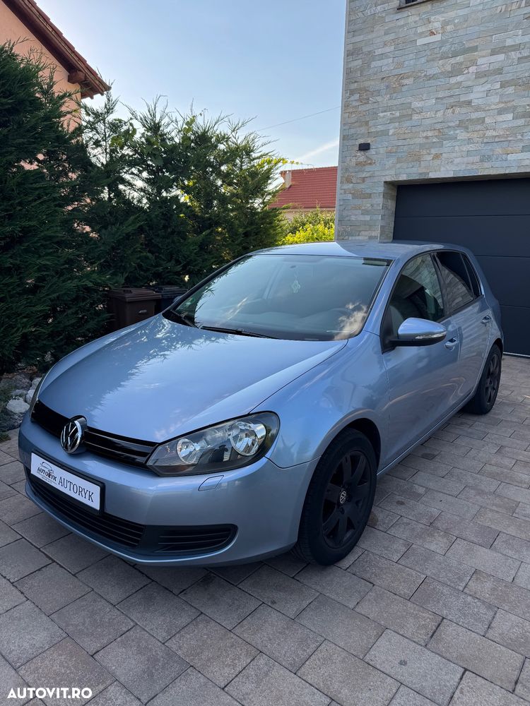 Volkswagen Golf 1.6 Team - 1