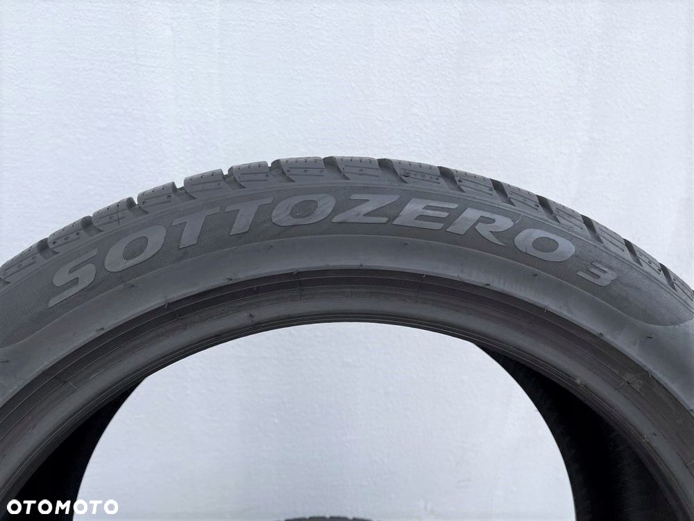 OPONY 235/45/19 99V PIRELLI WINTER SOTTOZERO 3 MO - 10