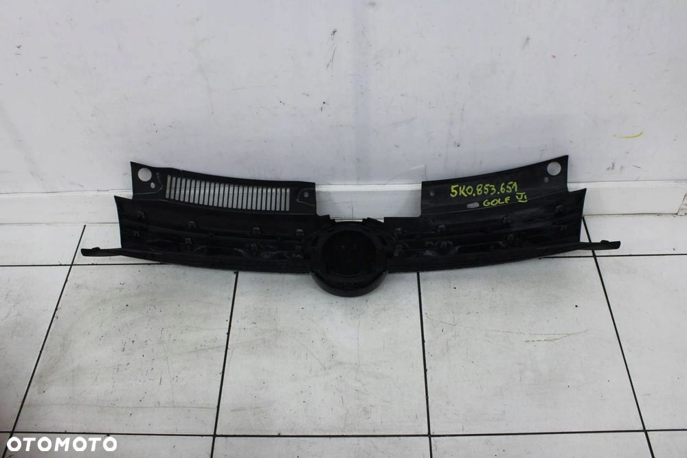 GRILL ATRAPA CHŁODNICY VW GOLF VI HB 2008R- 5K0853651 - 4