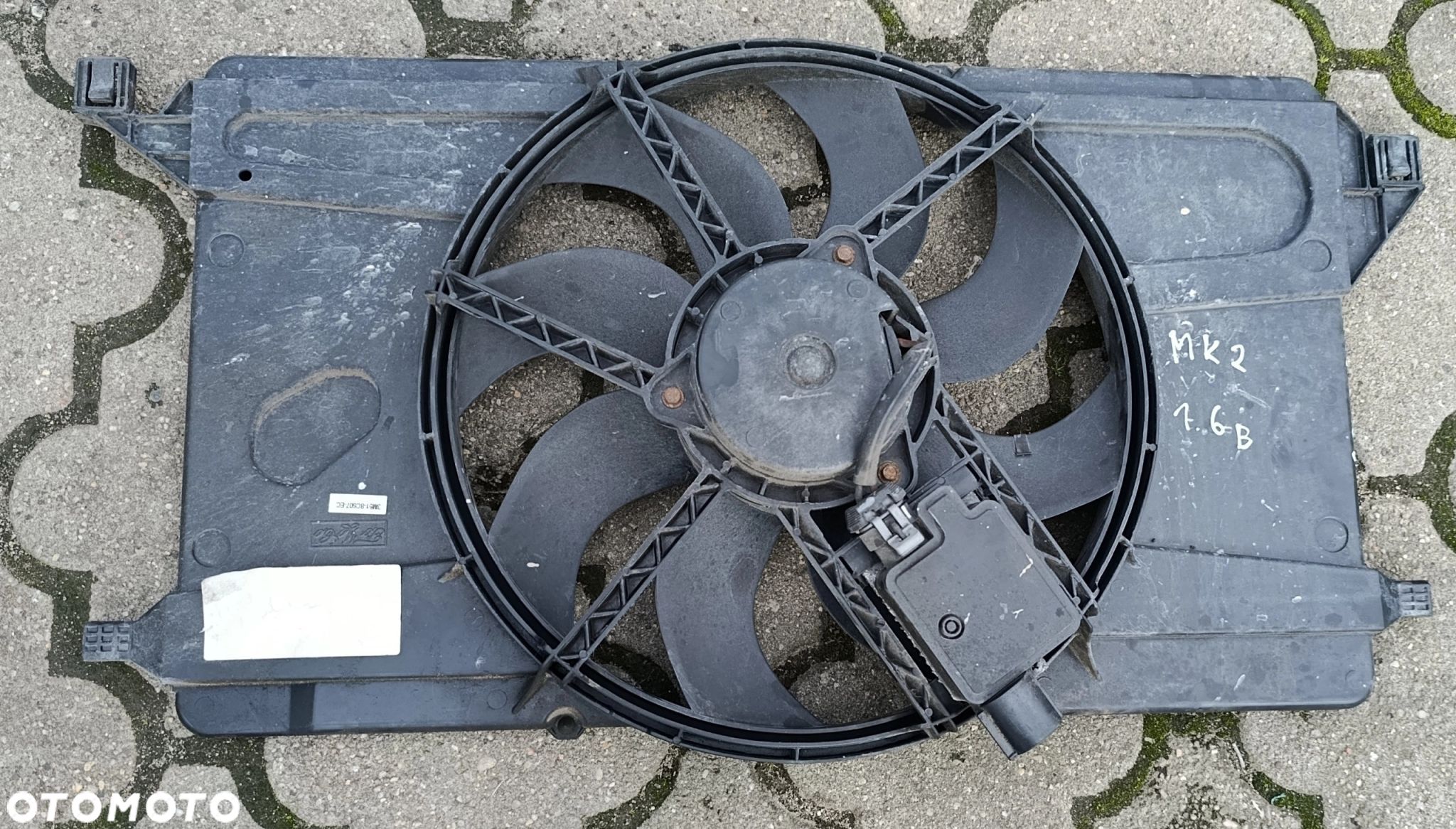 Focus MK2 wentylator chłodnicy 1,6 benz. C MAX EU Ford - 1