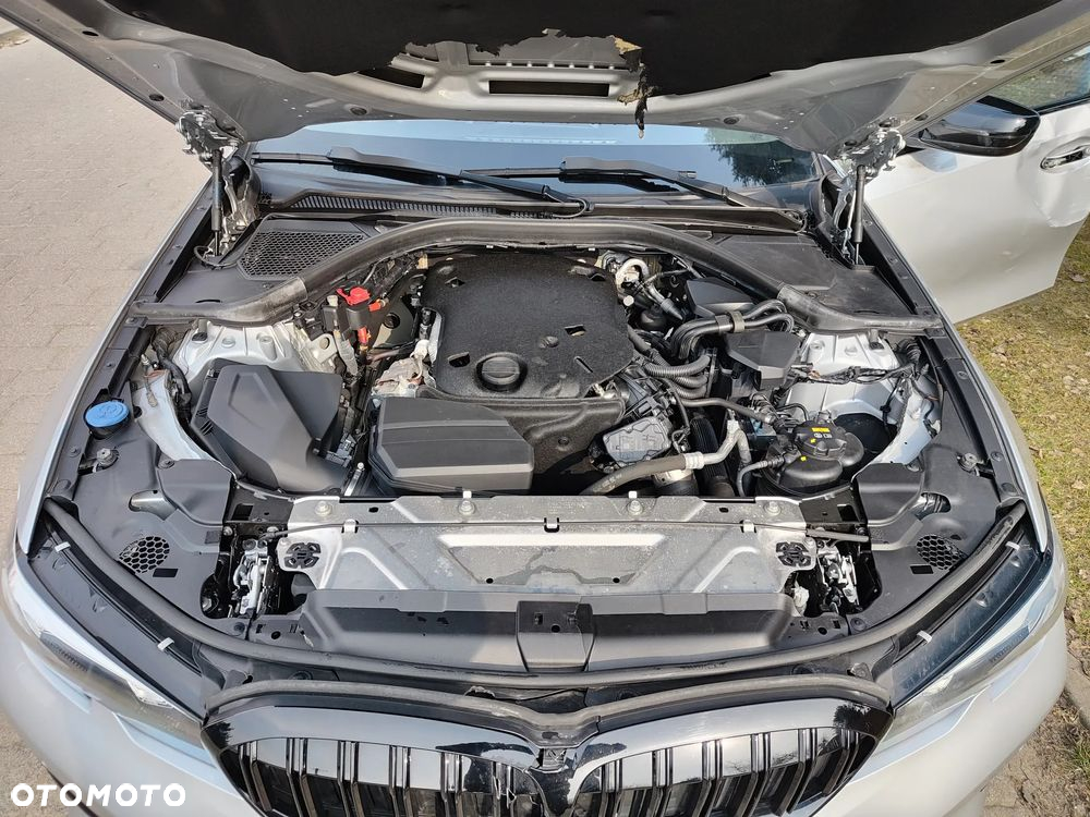 BMW Seria 3 318d Business Edition - 21