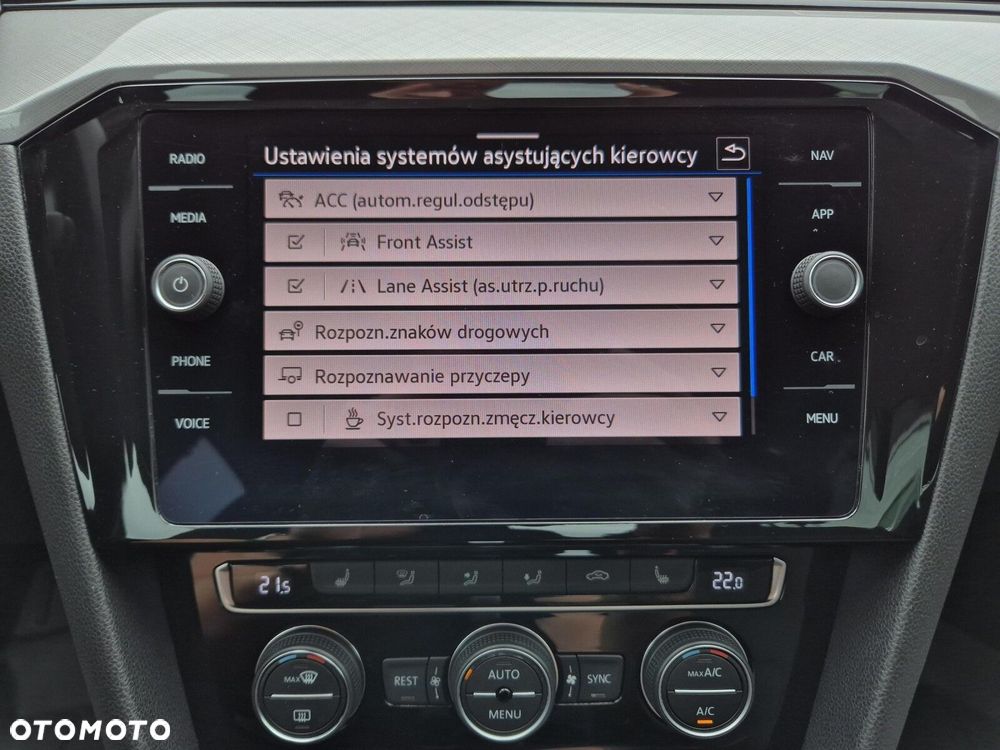 Volkswagen Passat 2.0 TSI Business DSG - 26