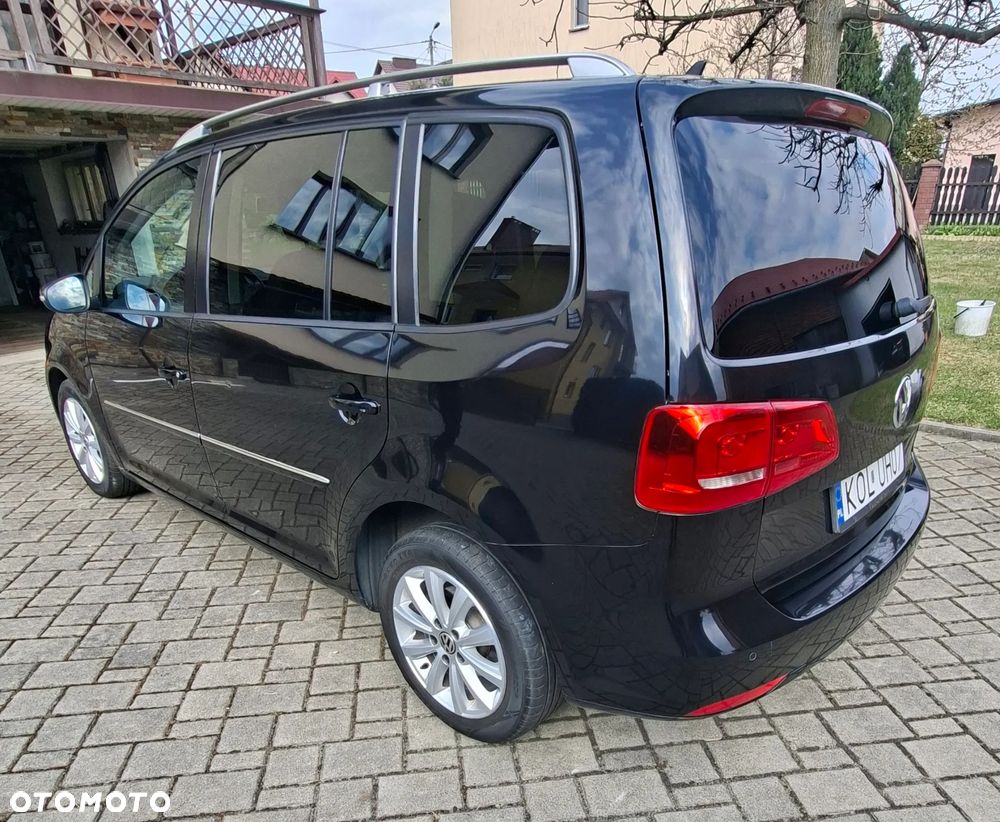 Volkswagen Touran 2.0 TDI DPF Highline - 4