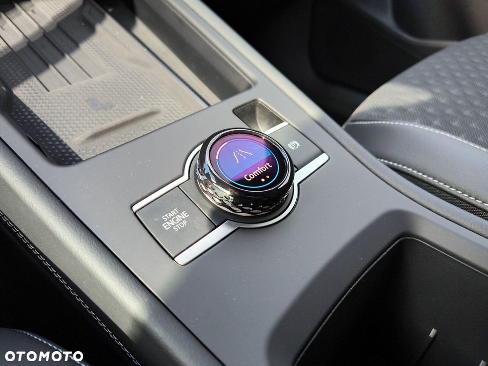Volkswagen T-Roc 1.5 eTSI R-Line DSG - 27