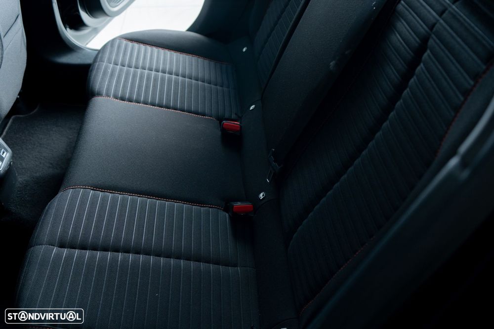 Peugeot e-208 50 kWh Allure - 18