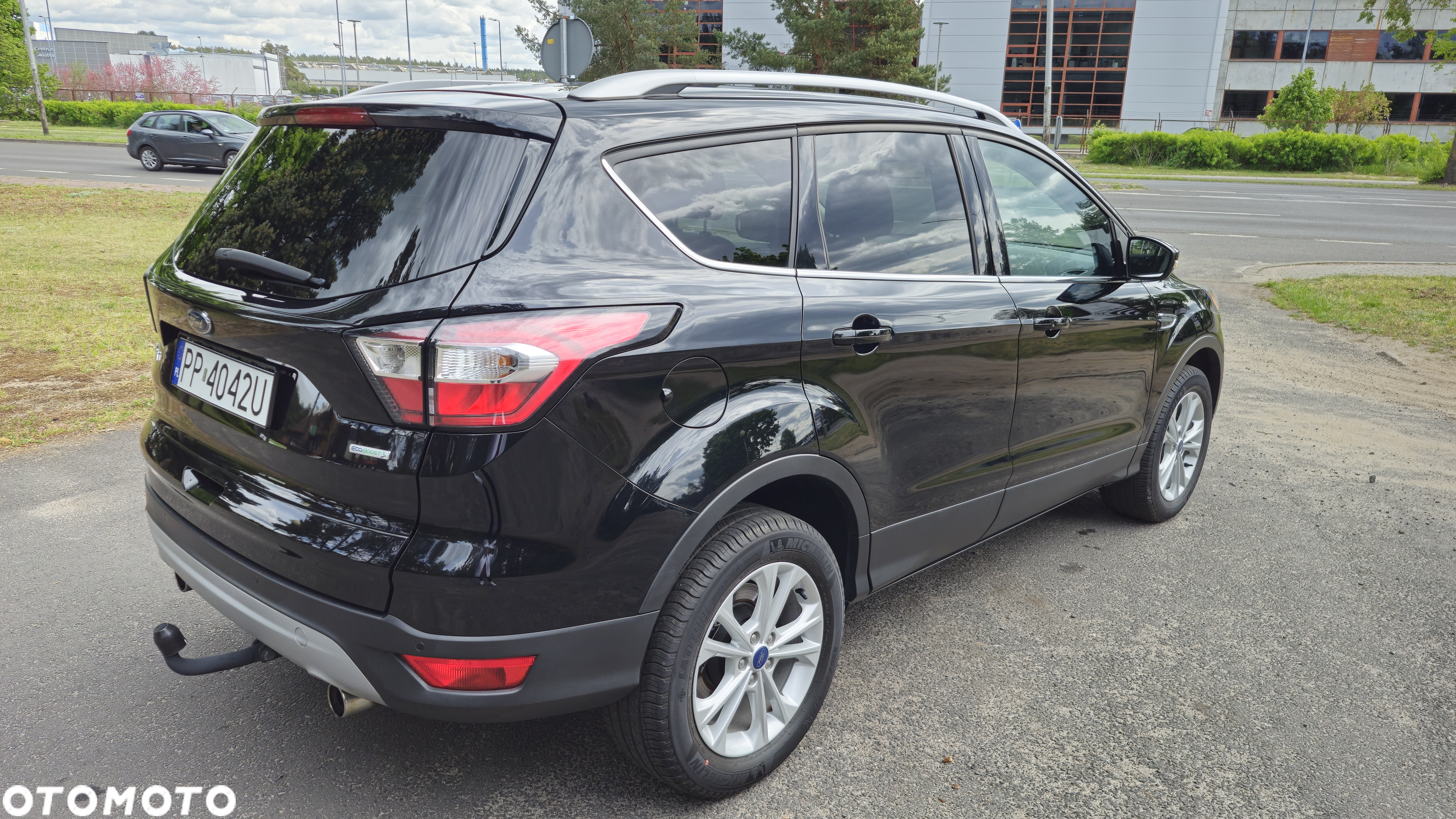 Ford Kuga 1.5 EcoBoost 2x4 Titanium - 5