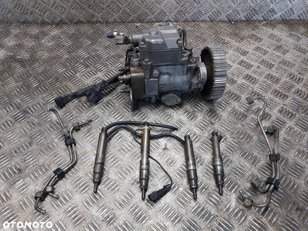 POMPA WTRYSKOWA + WTRYSKIWACZE AUDI A4 B5 1.9 TDI 028130115A 028130201S - 1