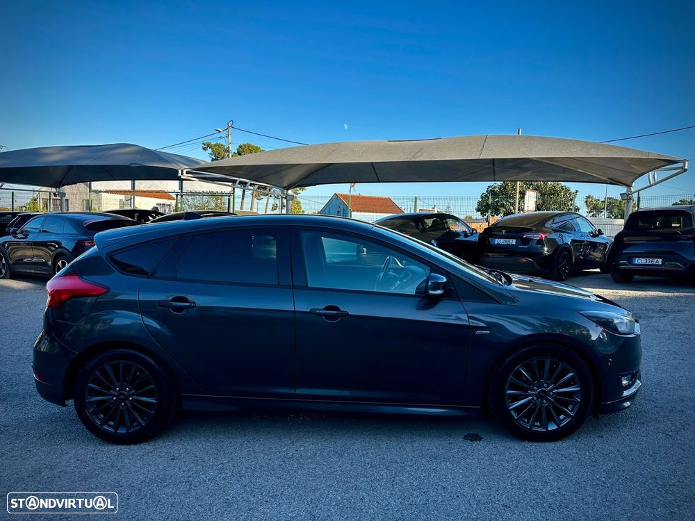Ford Focus 1.5 TDCi ST-Line DPS - 7