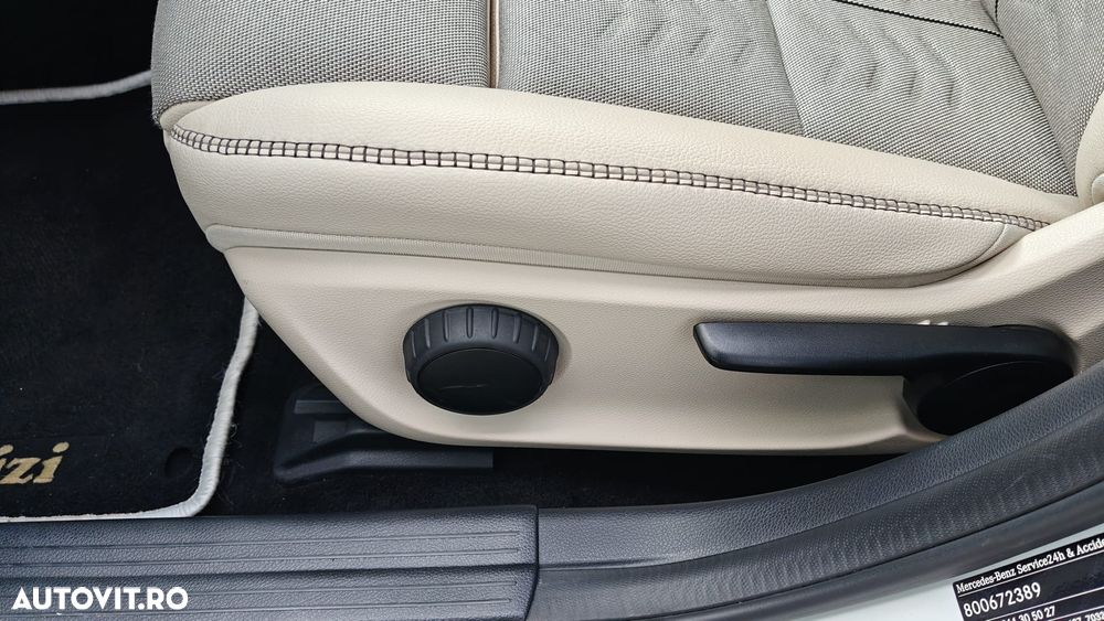 Mercedes-Benz GLA 180 7G-DCT Urban - 12