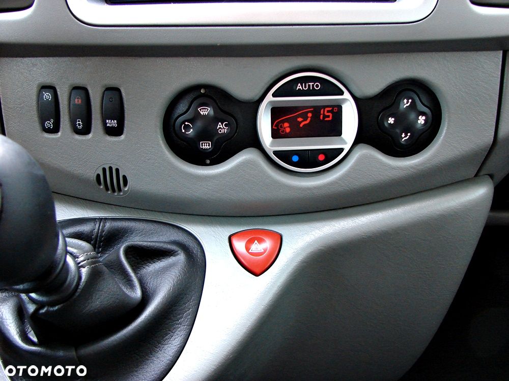 Nissan Primastar - 22