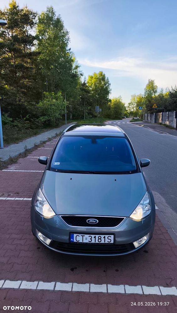 Ford Galaxy 2.2 TDCi DPF Titanium - 10