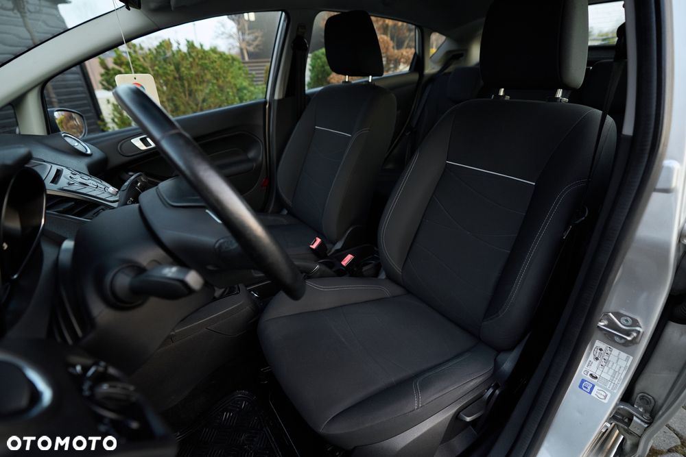 Ford Fiesta - 17