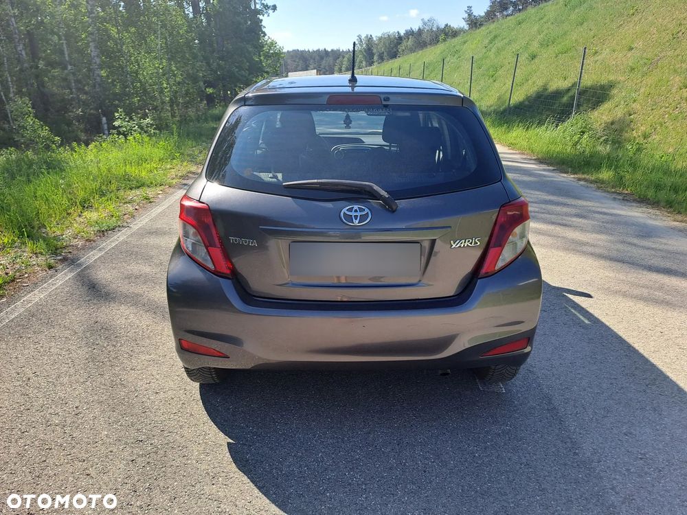 Toyota Yaris 1.4 D-4D Active - 5