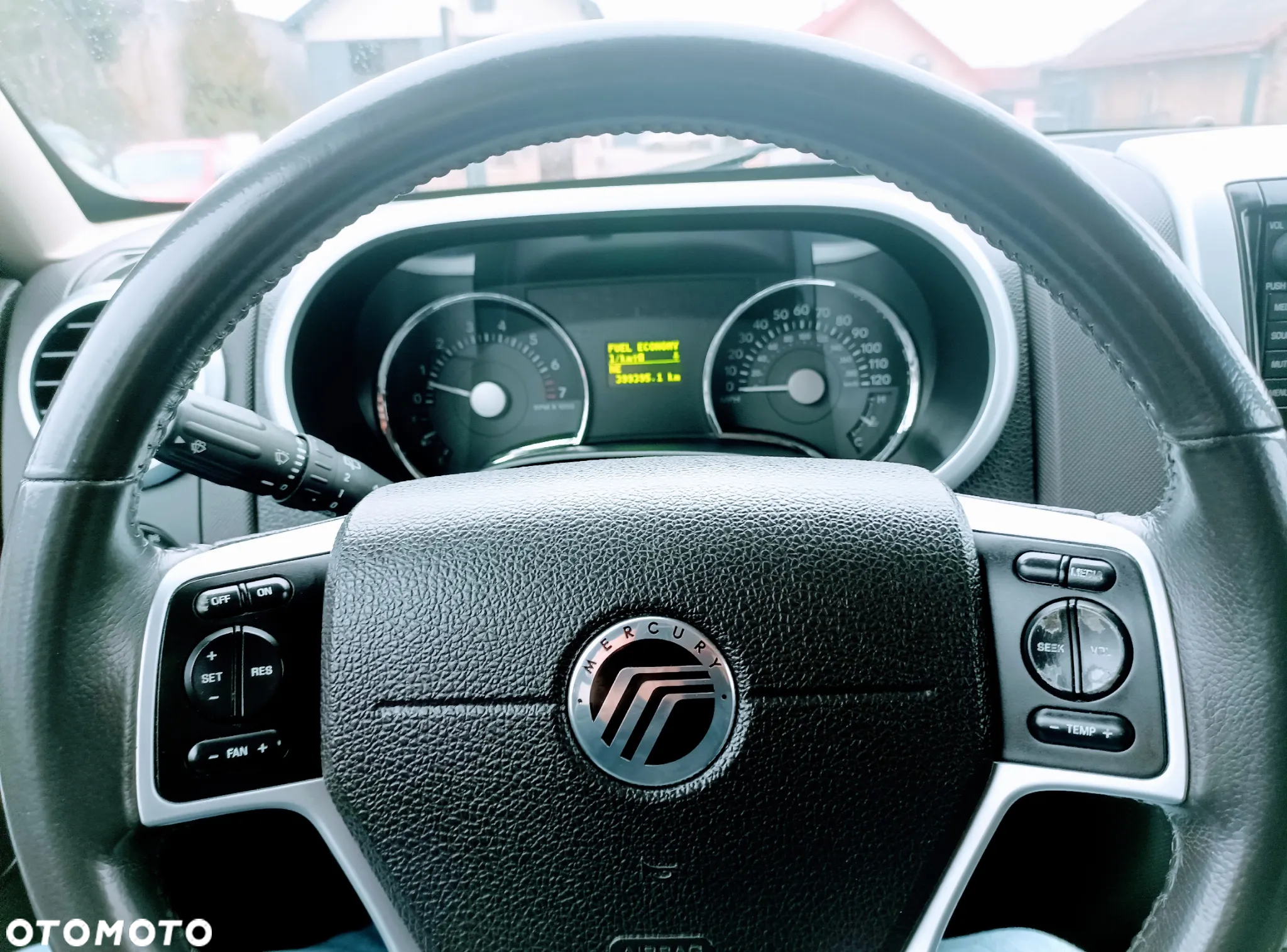 Ford Explorer 4.0 4WD - 25