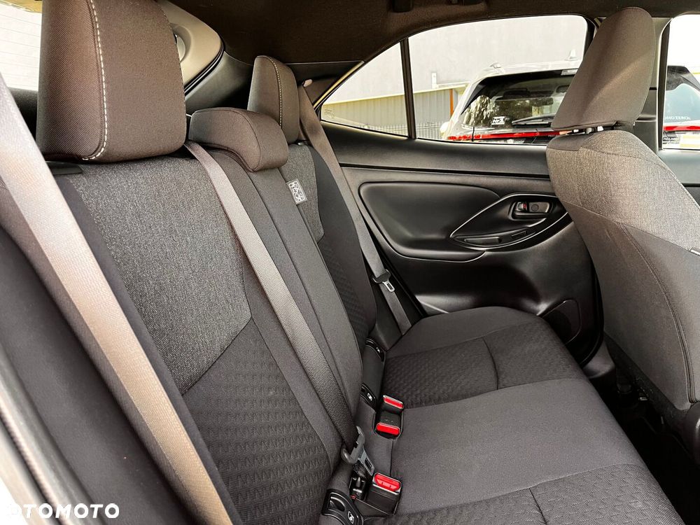 Toyota Yaris Cross Hybrid 1.5 Style - 26
