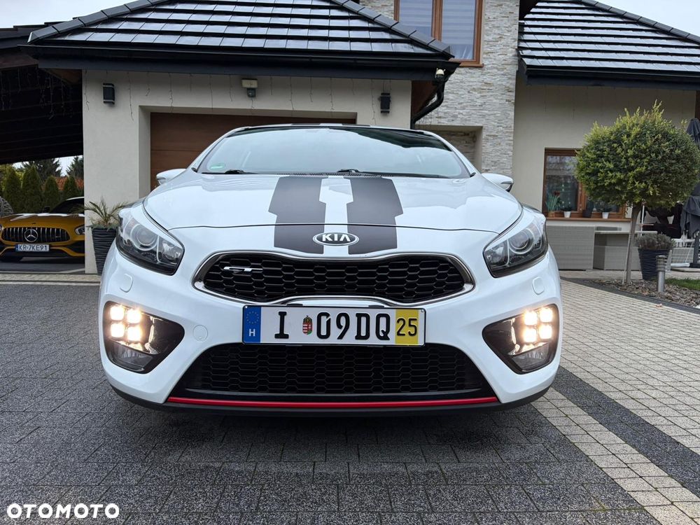Kia ProCeed Pro_cee'd 1.6 T-GDI GT L - 2