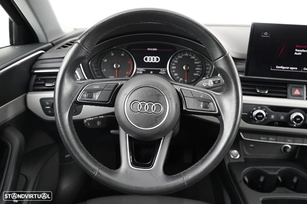 Audi A4 Avant 30 TDI S tronic - 13