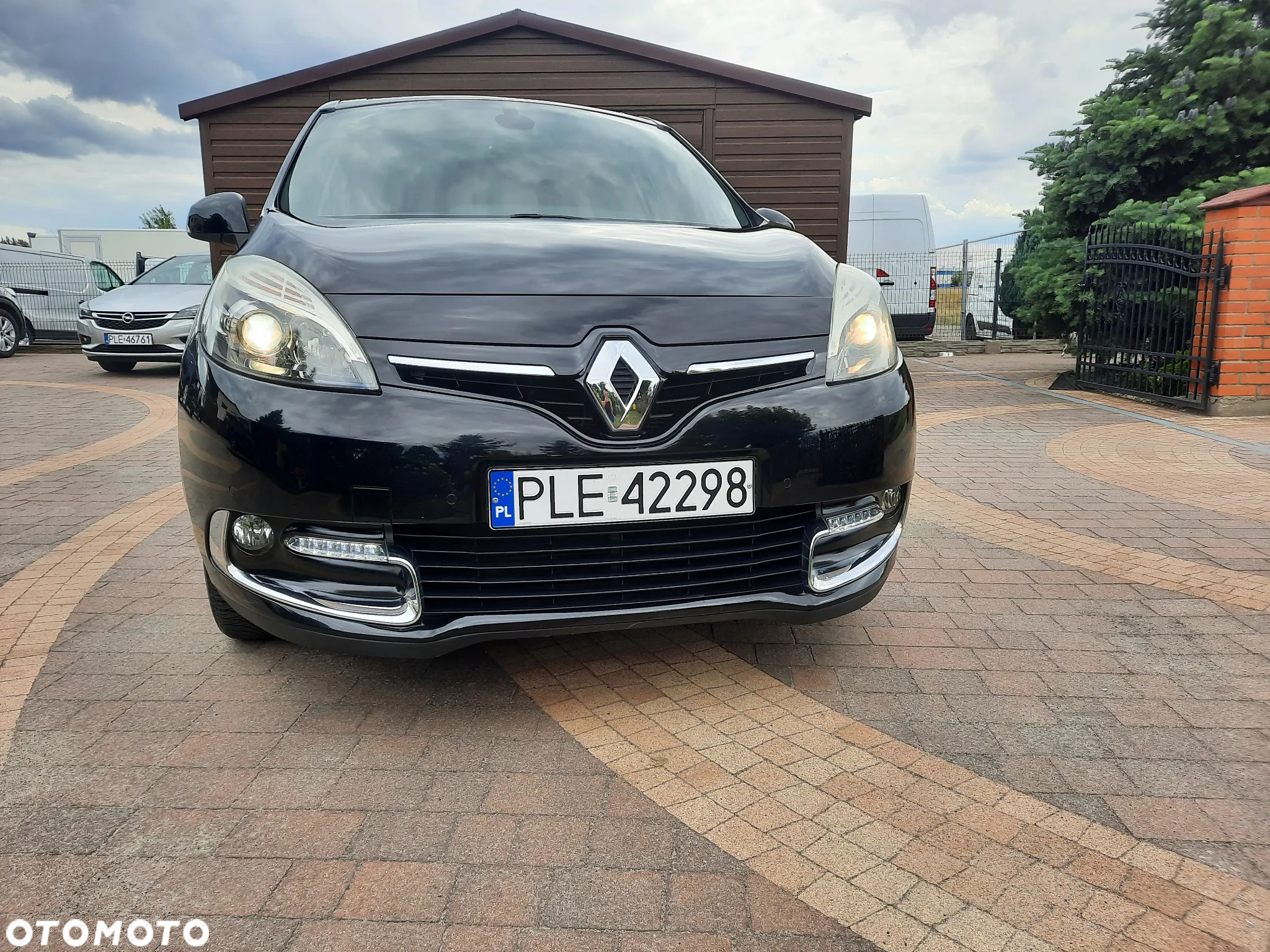 Renault Scenic ENERGY TCe 130 S&S Bose Edition - 31