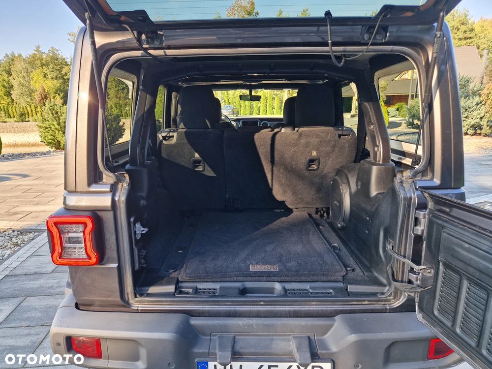 Jeep Wrangler Unlimited GME 2.0 Turbo Sahara - 29