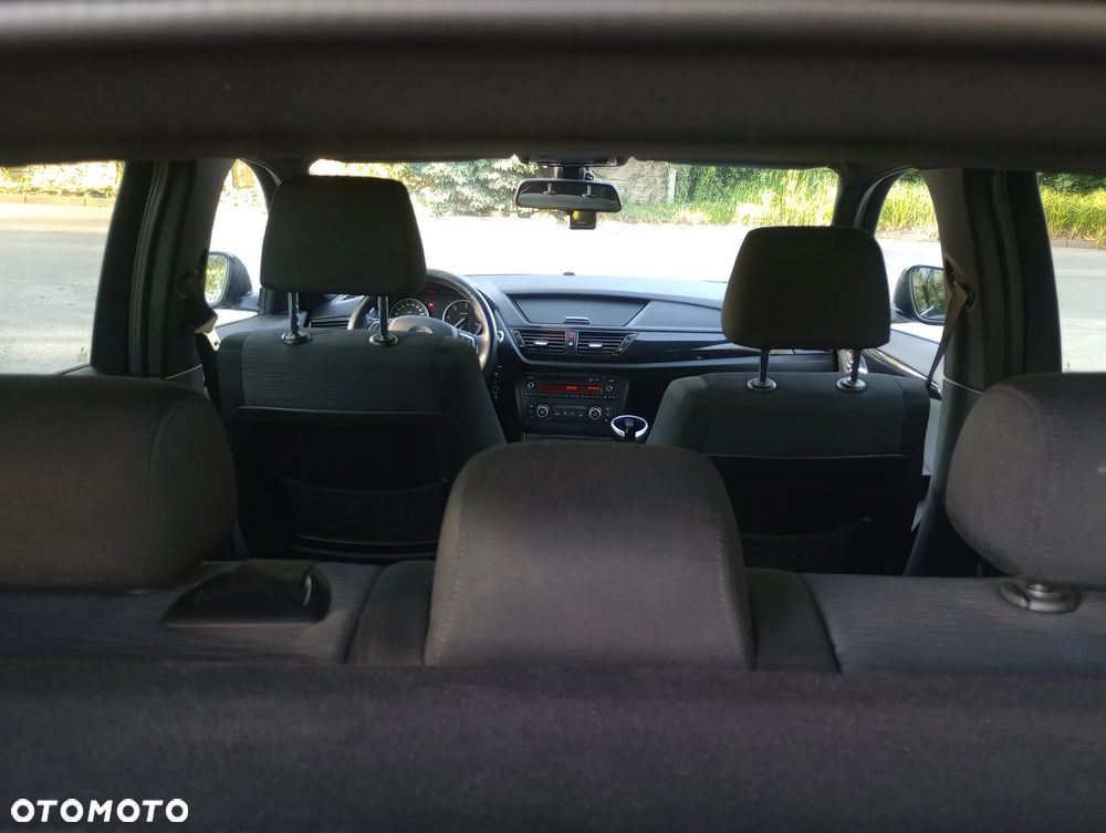 BMW X1 sDrive16d - 6