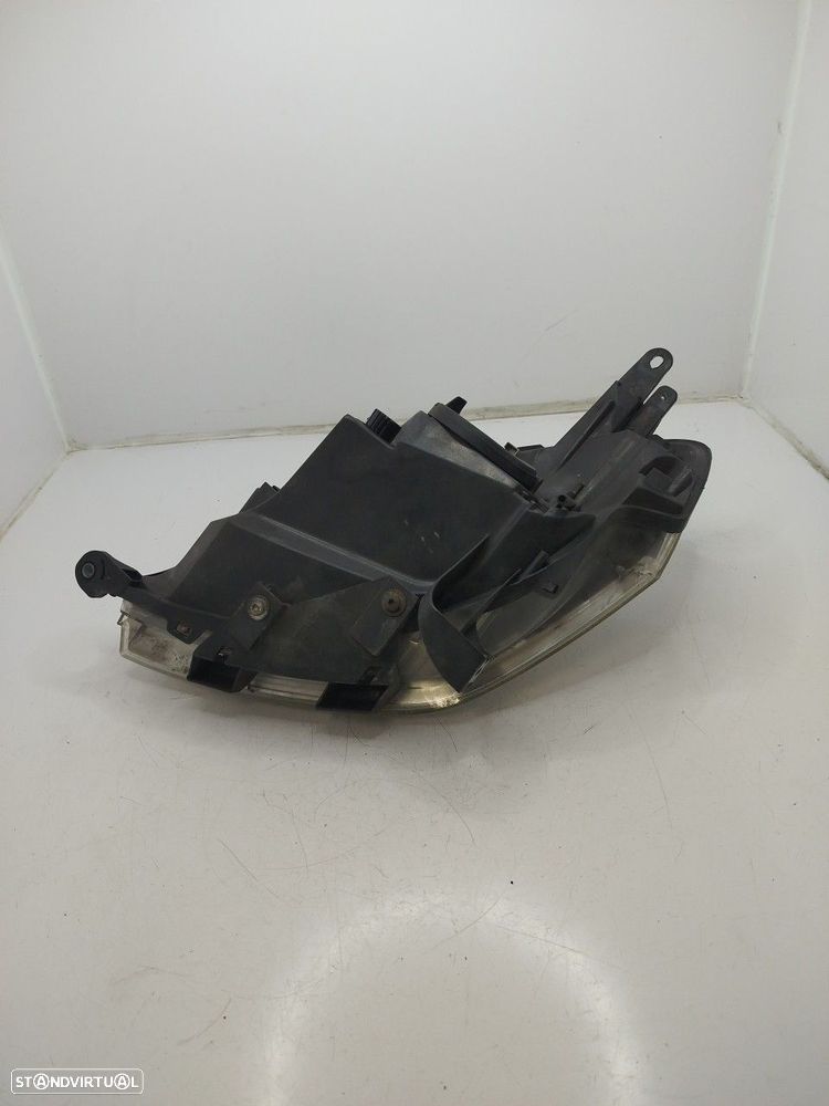 Farol/ Otica Dianteiro Dto Fiat Fiorino Caixa/Combi (225_) - 7