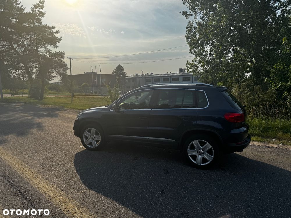 Volkswagen Tiguan 2.0 TDI DPF 4Motion BlueMotion Technology Track & Field - 3