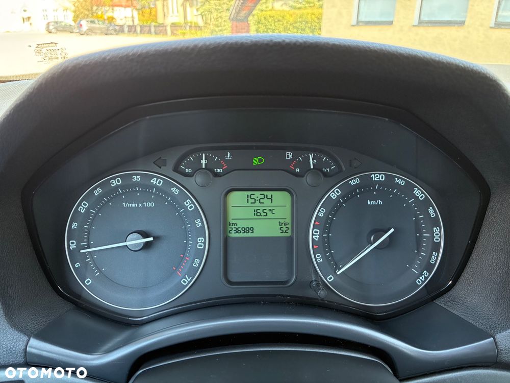 Skoda Octavia 1.6 Classic - 6