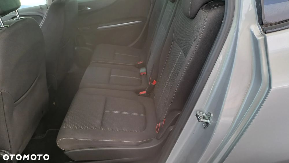 Opel Zafira Tourer 2.0 CDTI Edition - 10