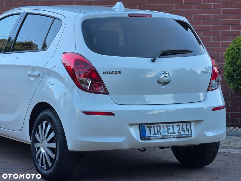 Hyundai i20 blue 1.2 Advantage+ - 21