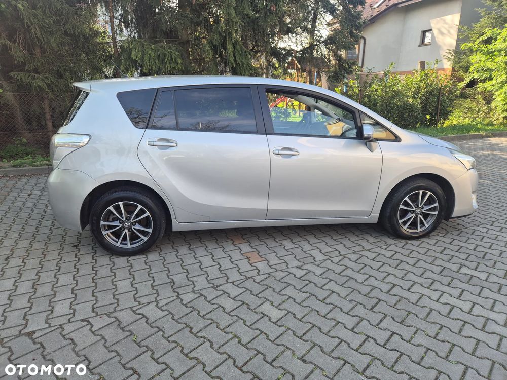 Toyota Verso 1.8 5-Sitzer Executive - 5