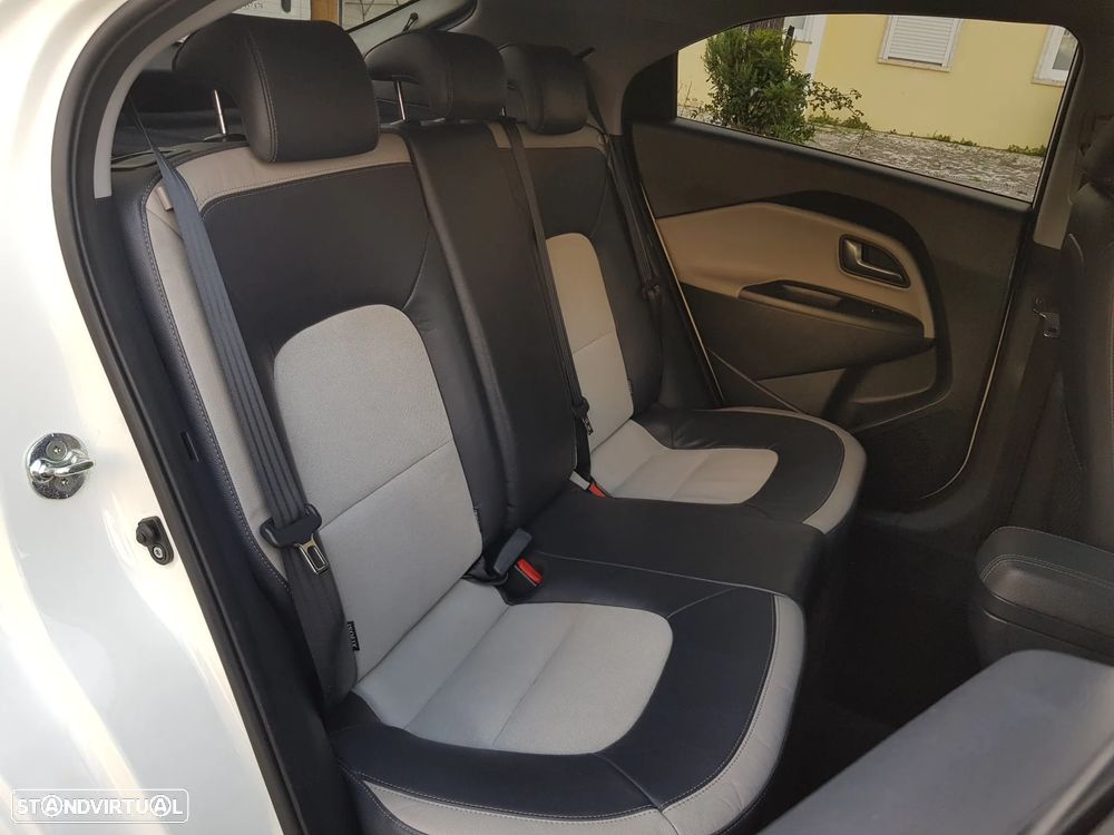 Kia Rio 1.1 CRDi TX Prime - 23