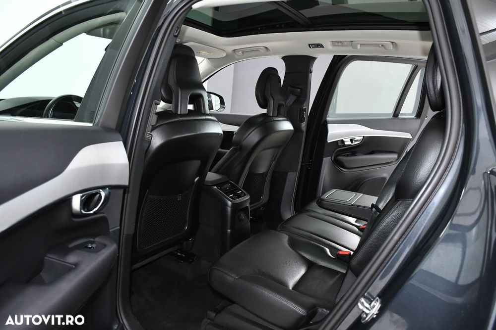 Volvo XC 90 T8 AWD Recharge Geartronic Inscription Expression - 13