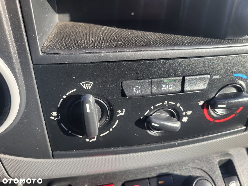 Citroën Berlingo - 12