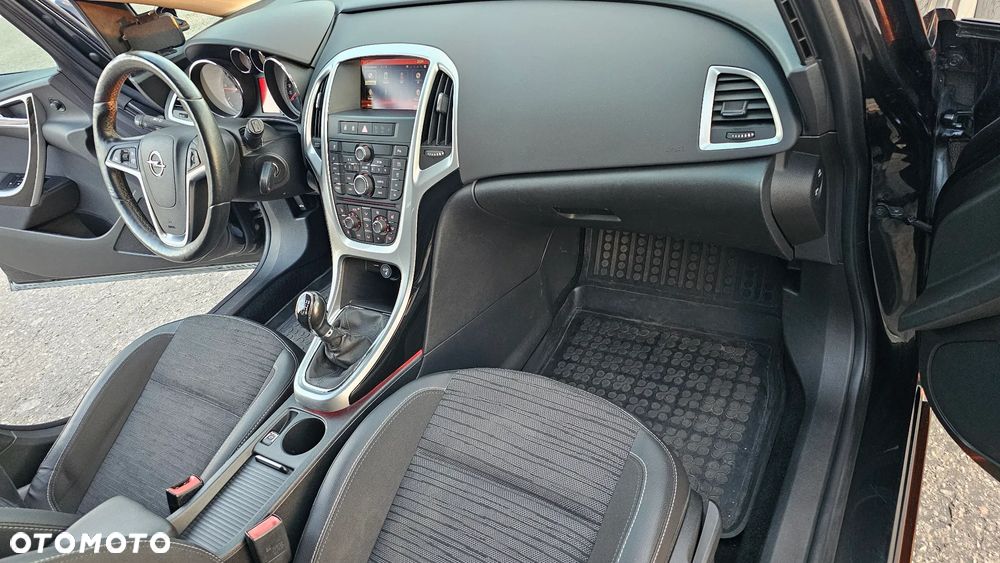 Opel Astra 1.7 CDTI DPF ENERGY - 9