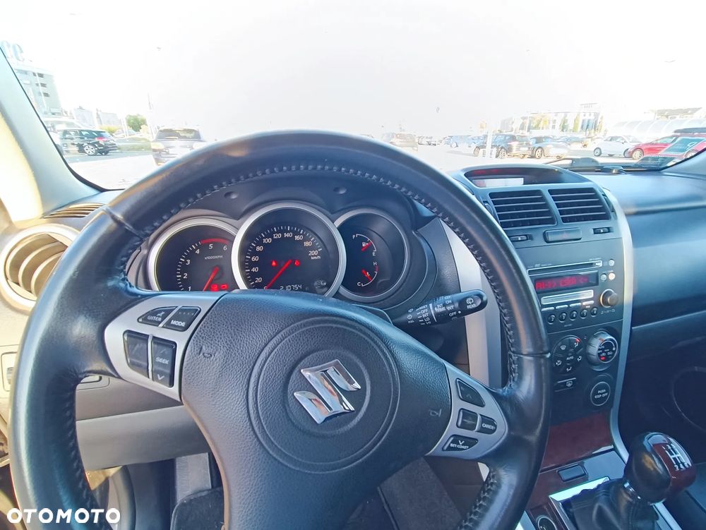 Suzuki Grand Vitara 1.9 DDiS - 8
