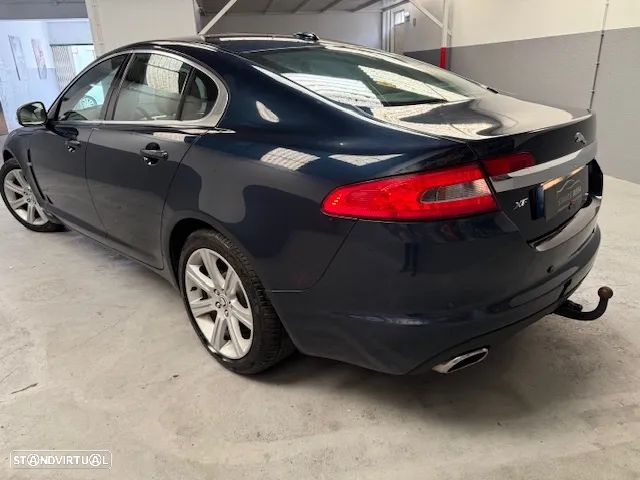 Jaguar XF 2.7 V6 Diesel Luxury - 4