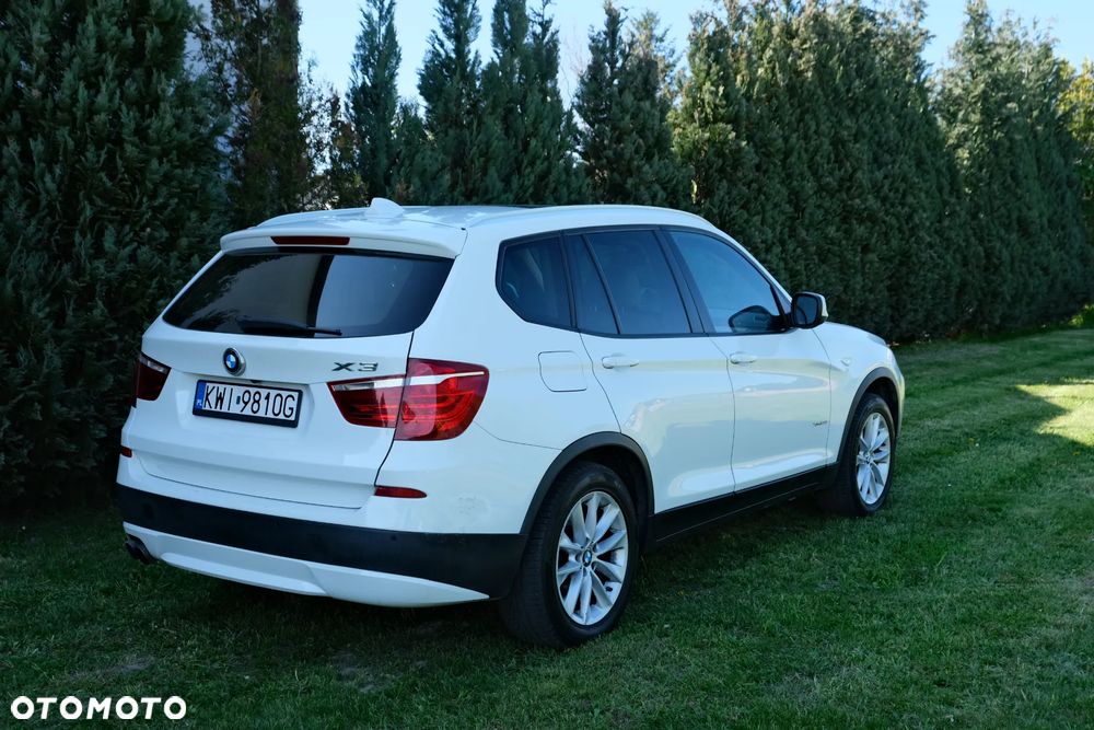BMW X3 xDrive28i - 2