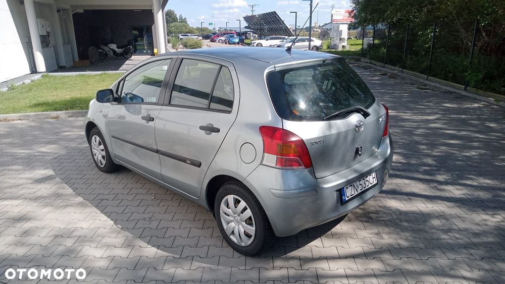 Toyota Yaris 1.0 Terra A/C - 7