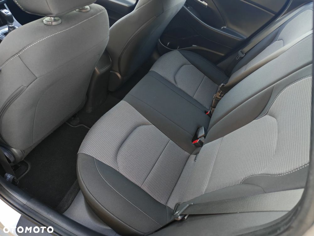 Hyundai i30 1.6 CRDi Comfort - 24