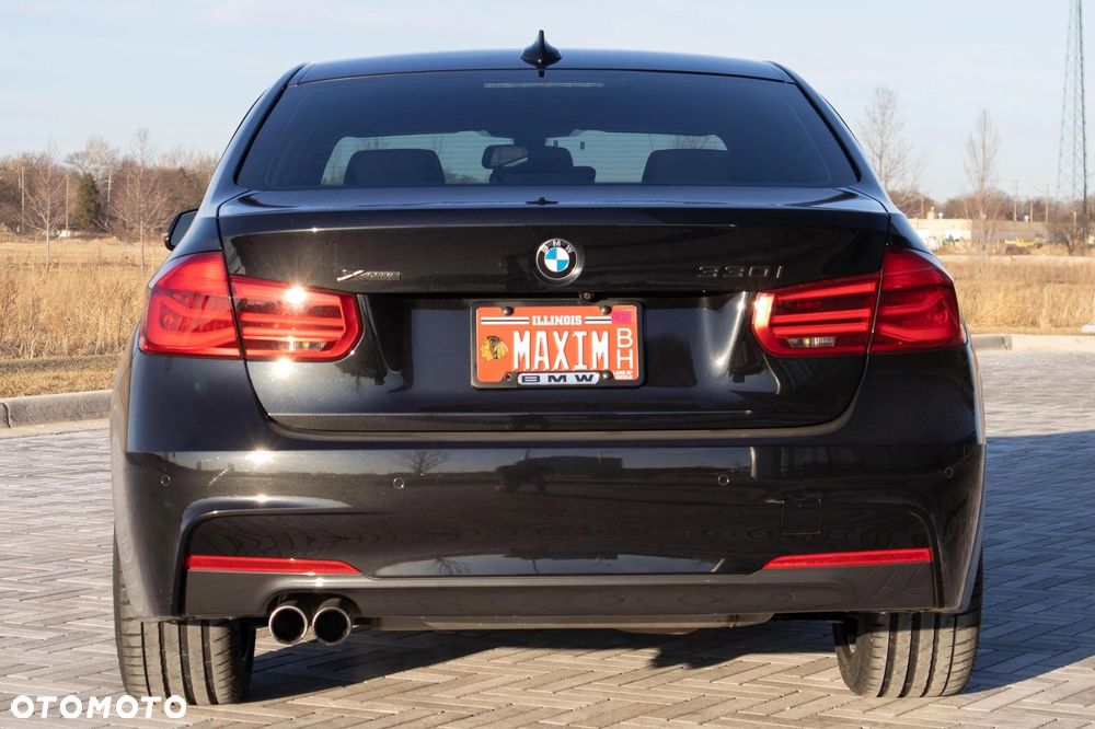 BMW Seria 3 330i Sport Line sport - 10