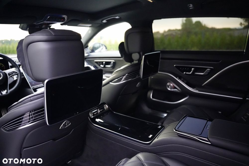 Mercedes-Benz Klasa S 580 4-Matic L 9G-TRONIC - 32